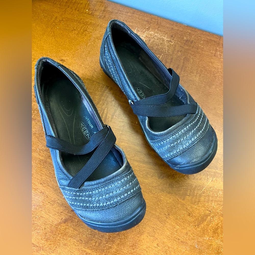 Keen Mary Jane style size 8